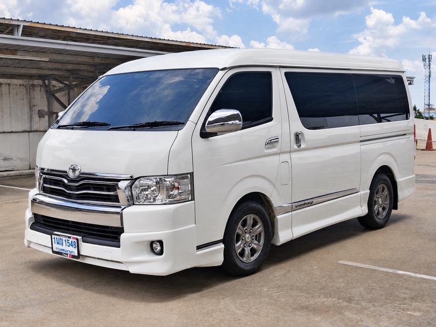 (แจ้งรหัสรถ CAT1548) 2017 Toyota Ventury 3.0V รุ่นท๊อป ตู้ 11 ที่นั่ง