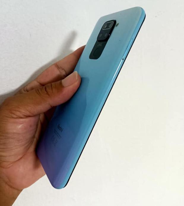 ขายด่วน Redmi Note 9 สีฟ้า 2