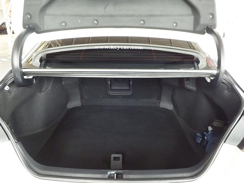 รหัสรถ KCY9111 TOYOTA CAMRY 2.5 HYBRID PREMIUM AUTO ปี 2018 18