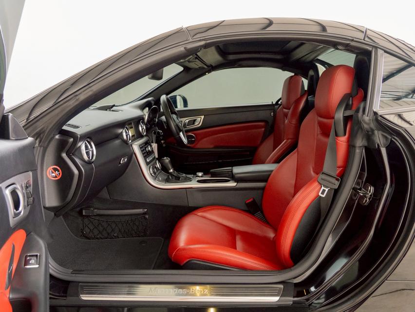 รหัสรถ 12AT337 Mercedes Benz SLK200 1.8 CGI AMG Dynamic โฉม R172 | ปีจด : 2012 16