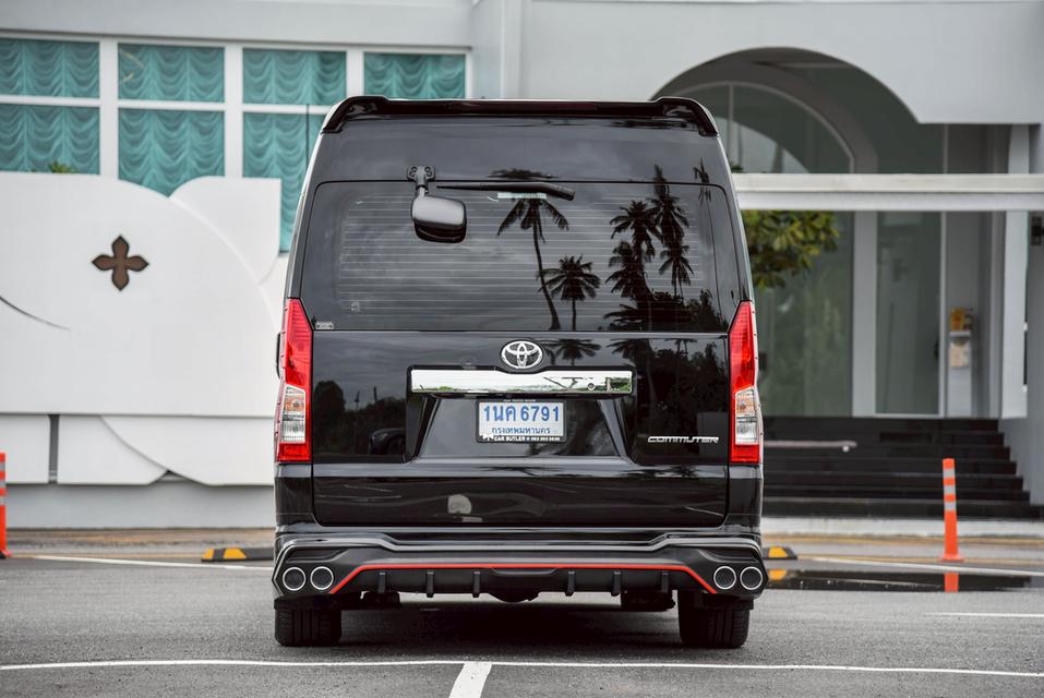 รหัสรถ CBL6791 TOYOTA COMMUTER 2.8 AT 2021
