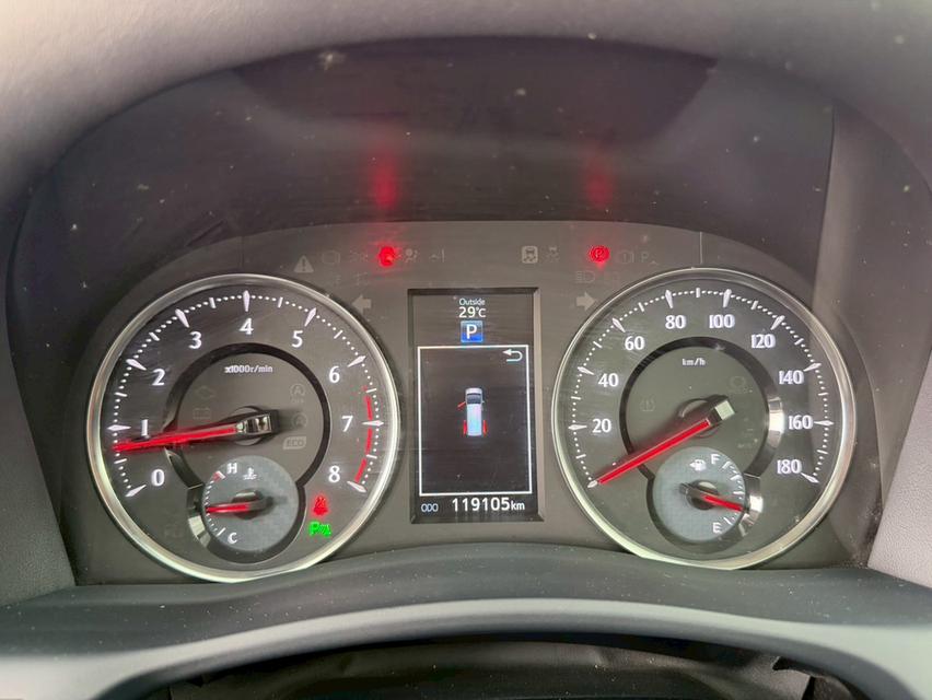 TOYOTA ALPHARD 2.5 SC PACKAGE ปี16 สีดำ 18