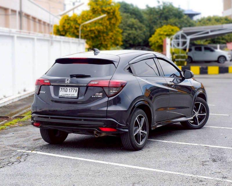 Honda HRV 1.8 RS เกียร์ Auto สีเทา ตัวTop ปี 2018 (MNC) 6