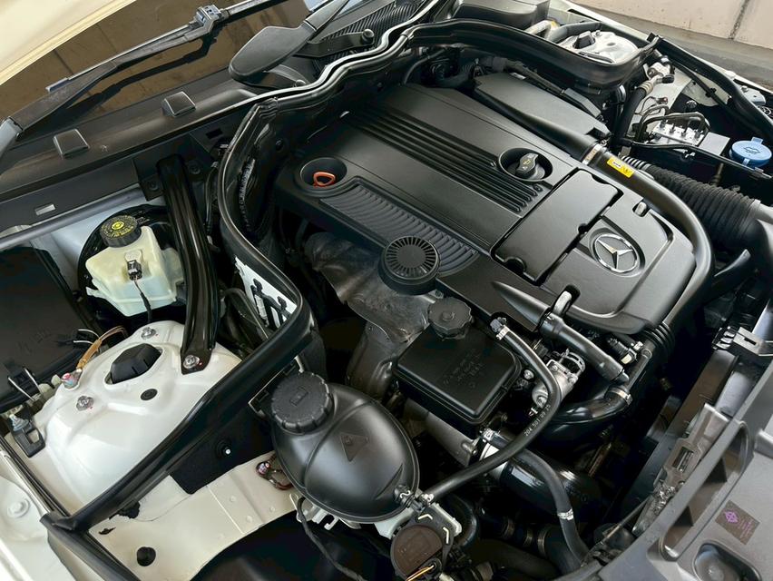 Mercedes-Benz C250 CGI 1.8L BlueEFFICINEY AMG (W204) รถมือเดียวออกห้างสภาพสวยพร้อมใช้งาน 20
