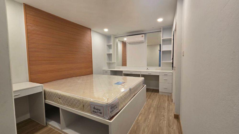 ขายทาวน์เฮาส์ 2 ชั้น ม.อมรพันธ์ 9 ซ.เสนานิคม 1 ลาดพร้าว ทำเลดี เดินทางสะดวก ใกล้ BTS เสนานิคม 3