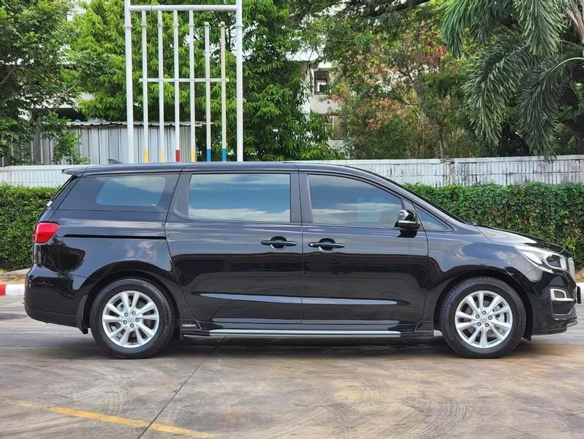 ขายถูก KIA GRAND CARNIVAL 2.2 LX ปี 2021 2