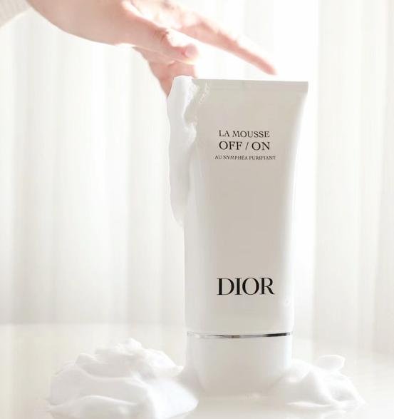 โฟมล้างหน้า DIOR 