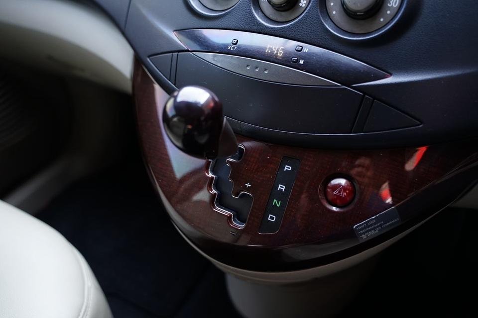 ðĐMITSUBISHI SPACE WAGON 2.4 GLS āļāļĩ 2011 18