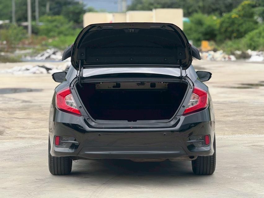 Honda Civic FC 1.8 EL CVT   2018 สีดำ  ออโต้