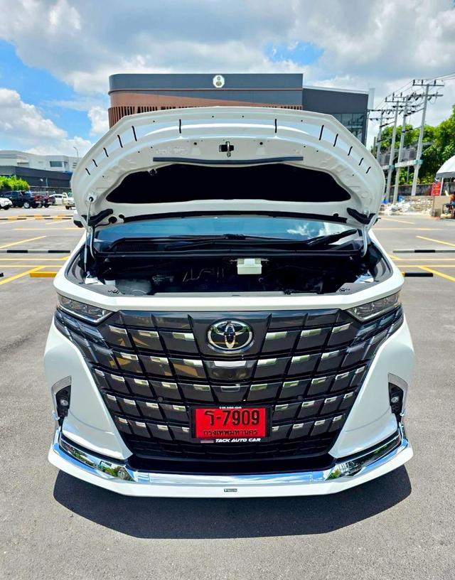 Toyota Alphard Z hybrid 40 HEV สีขาว ปี 2025 ไมล์ 18,000 กม. 6