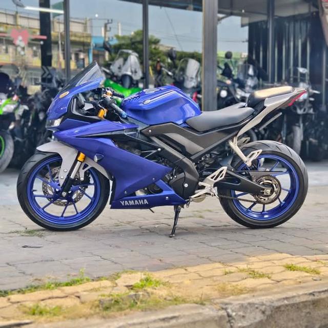 Yamaha R15 สีน้ำเงิน 6