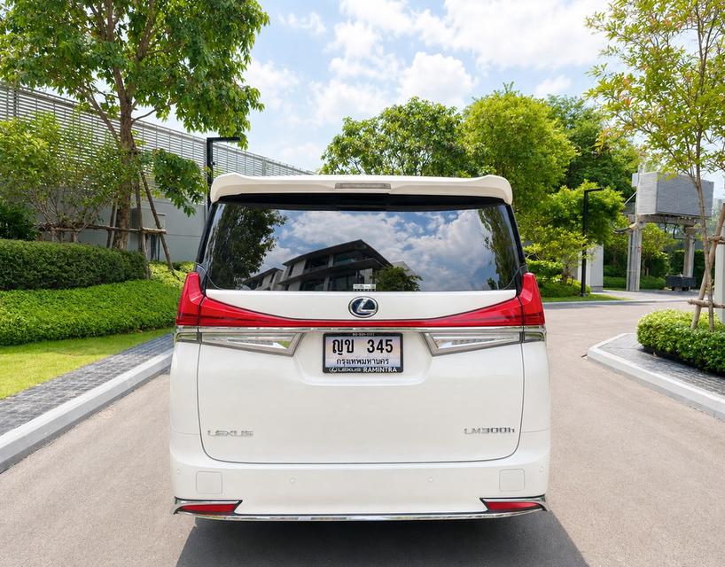Lexus LM300h 2.5 Hybrid E-Four ปี 2021 สีขาว วิ่งน้อย 44,xxx กม. รถศูนย์ Lexus Thailand รูปที่ 5