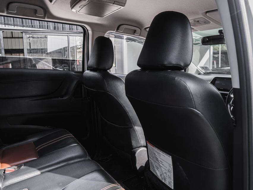 รหัสรถ 67GG2432 TOYOTA SIENTA 1.5 V ปี 2017  18