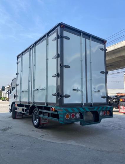 รถบรรทุก 4 ล้อ ตู้ทึบ ISUZU NLR130 ปี 62 2