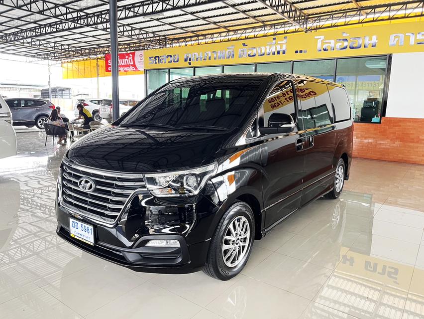 Hyundai H-1 2.5 Deluxe (ปี 2019) Wagon AT