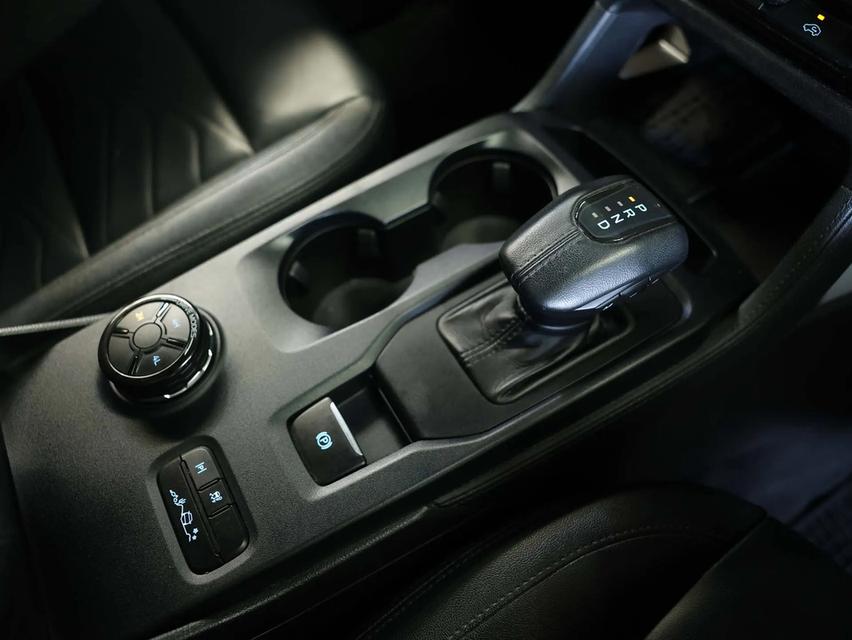 Ford Everest 2.0 Bi-Turbo Titanium+ 4WD (ปี 2023) รูปที่ 12