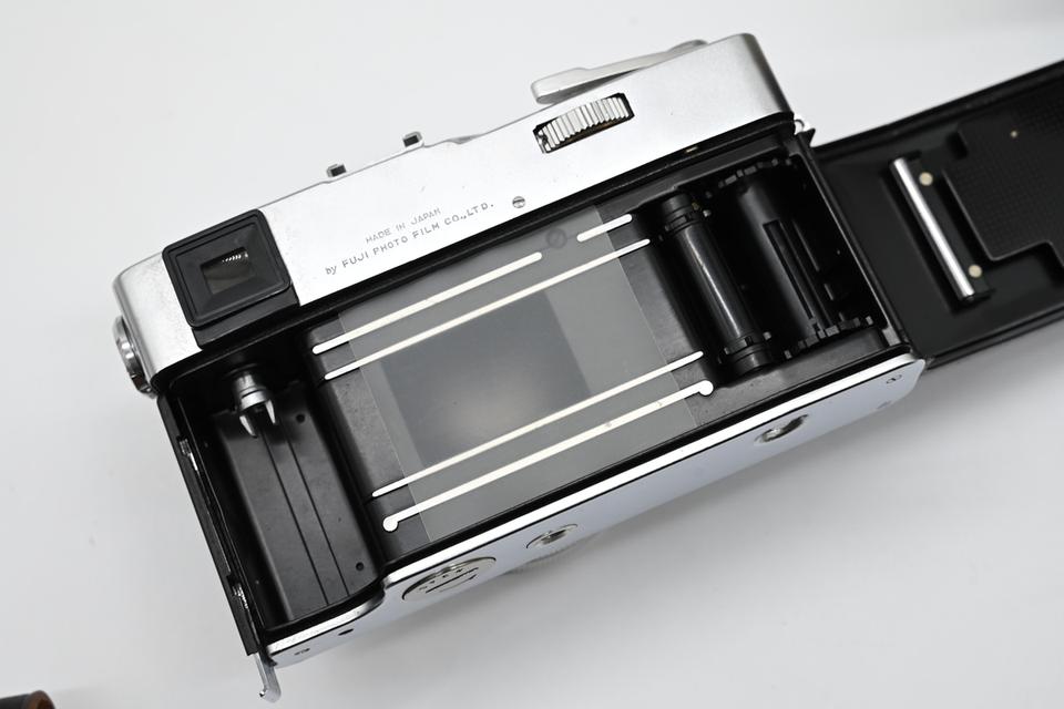 Fujica V2 – ครบกล่อง 10