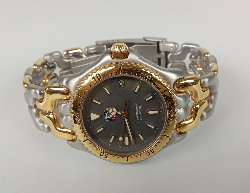 21.TAG HEUER ระบบ Quartz Boy size หน้าปัด 36 mm พร้อมกล่องแท้ รูปที่ 3