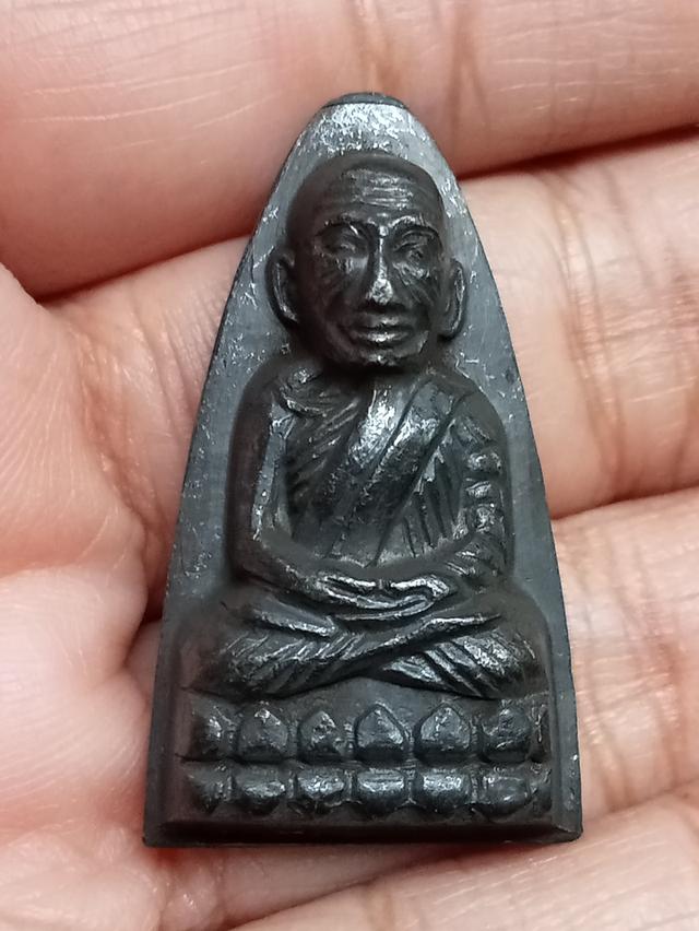 หลวงปู่ทวด วัดช้างให้