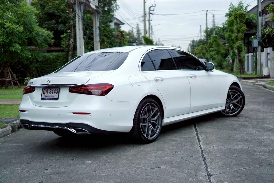 Mercedes-Benz E220d AMG Sport (Facelift) ปี 2021 รูปที่ 4