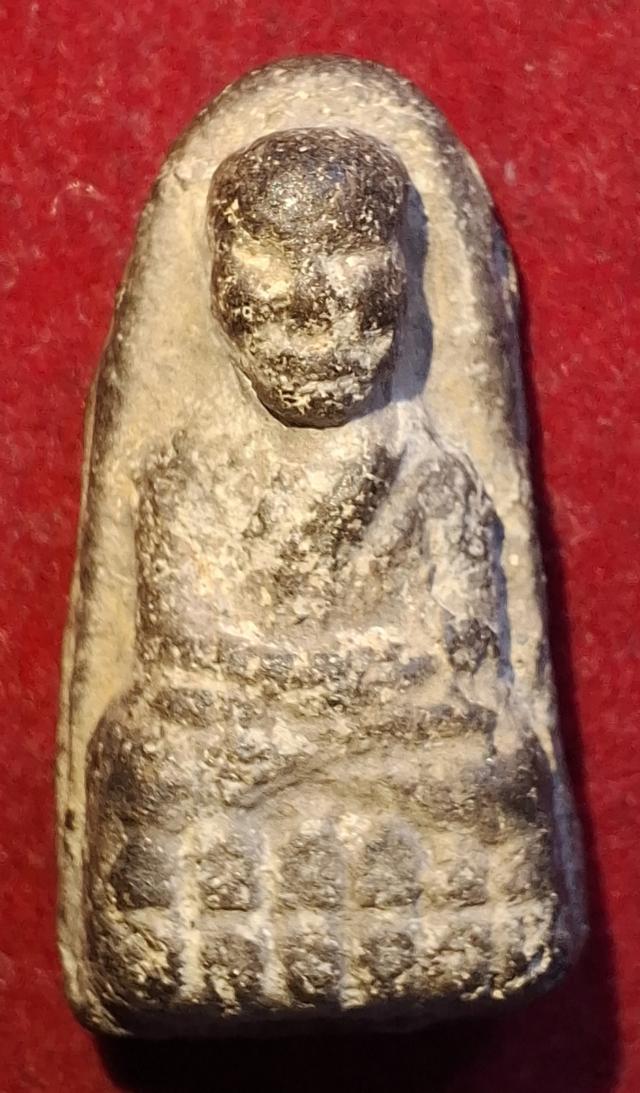 หลวงปู่ทวด เนื้อว่าน พิมพ์พระรอด ปี2497 รูปที่ 9