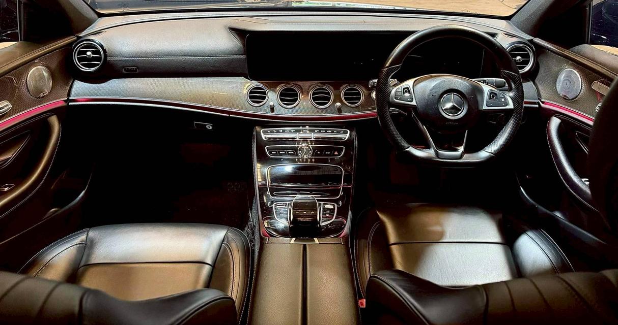 Mercedes-Benz E220d AMG Dynamic (W213) ปี 2017 8