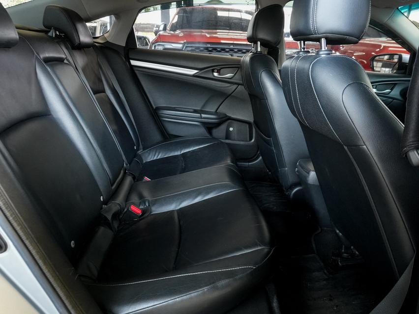 Honda Civic FC 1.8EL AT แต่งกระจังหน้า RS รูปที่ 10