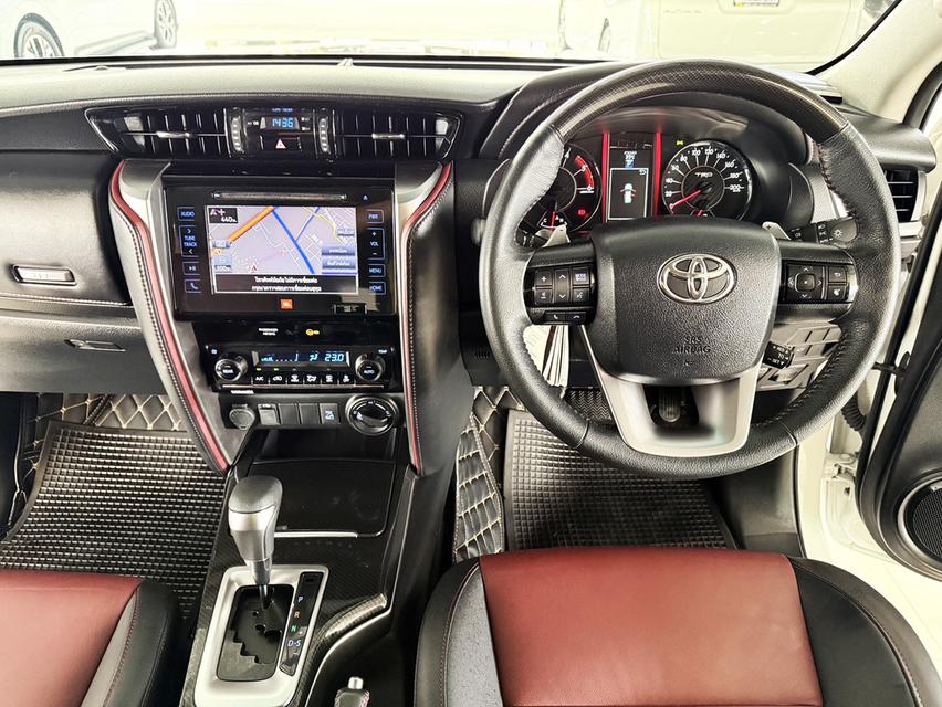Toyota Fortuner 2.8 TRD Sportivo (ปี 2019) SUV AT - 4WD 8