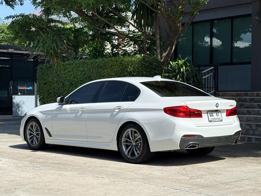 2019 BMW 520D MSPORT รถมือเดียวออกป้ายแดง รถวิ่งน้อย เข้าศูนย์ตรงระยะ รถไม่มีอุบัติเหตุครับ รูปที่ 6