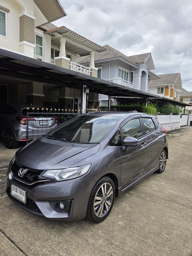 ขายรถHonda Jass รุ่นAT GK1.5SV ปี2014 เจ้าของ(ผู้หญิง)ขายเอง รถบ้านใช้มือเดียว สภาพดี ขายเพราะมีรถหลายคัน รูปย่อยที่ 2