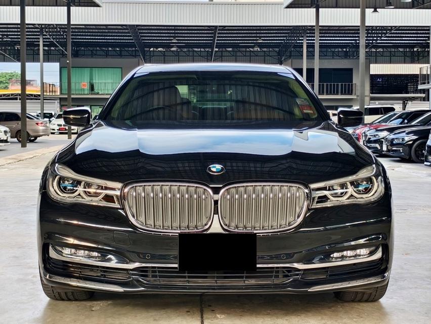 🚗 BMW 740Li Limousine RHD (G12) 2017 รูปย่อยที่ 2