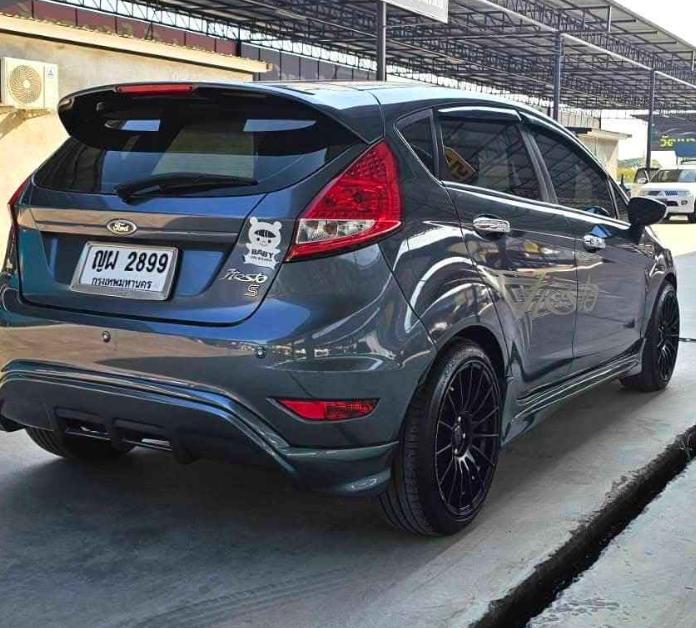 2011 Ford Fiesta ขายด่วน 2