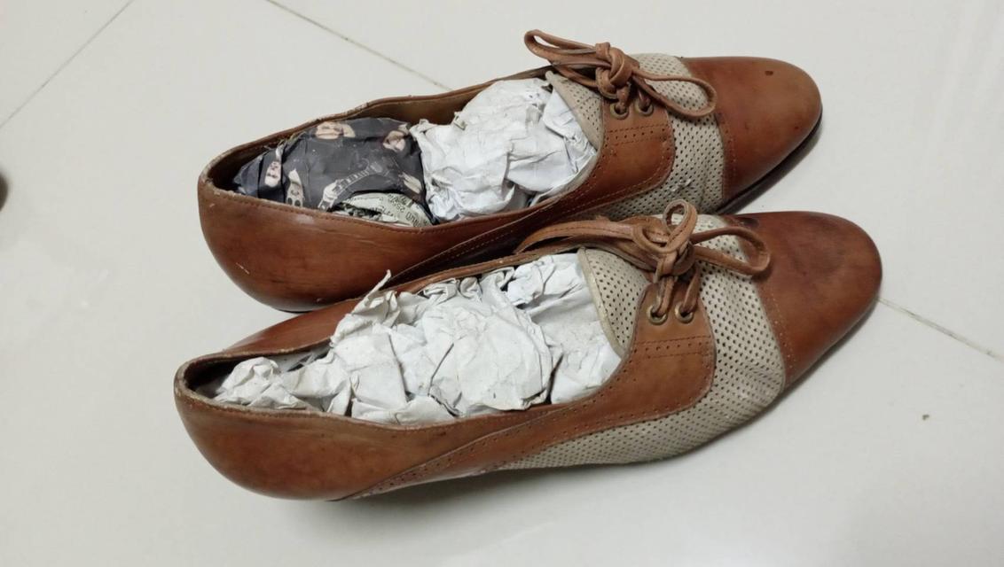 รองเท้าแบรนด์มือสองสภาพดี 6