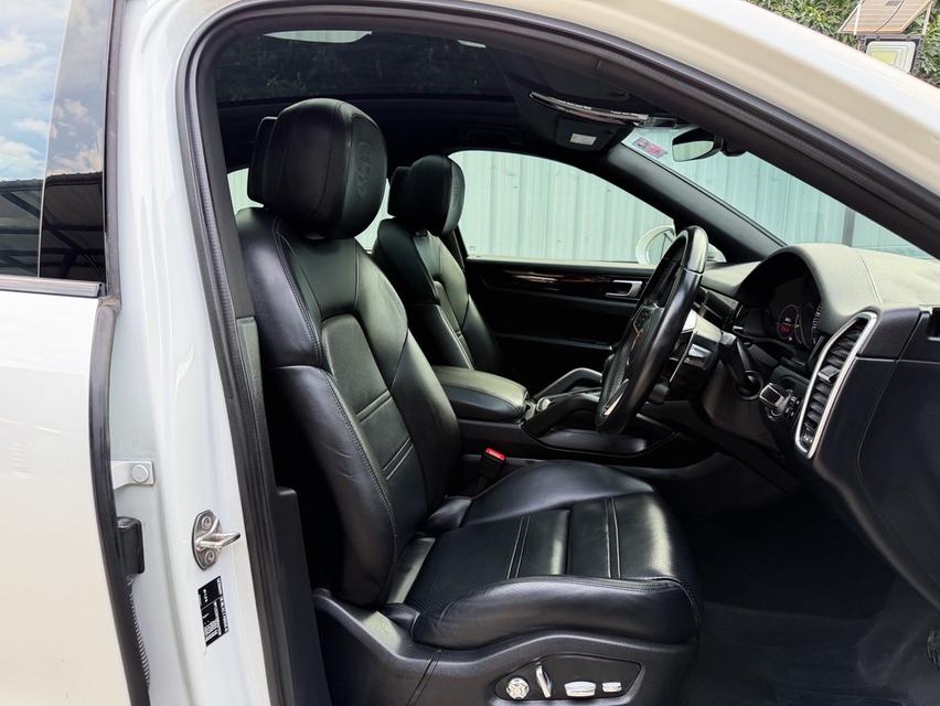 รหัสรถ AVA555 🌟 Porsche Cayenne e-hybrid Coupe ปี 2021 รูปที่ 11