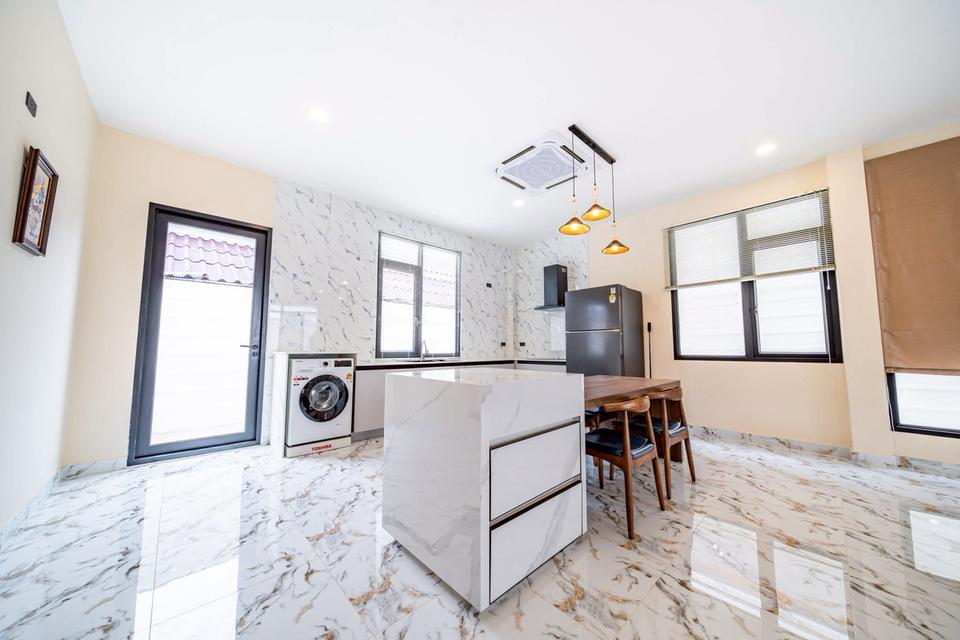 Pool villa style modern South Pattaya 19.9 million  9