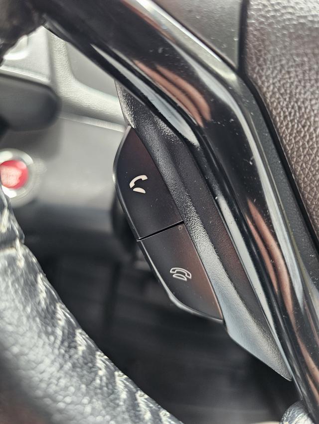 HONDA HR-V 1.8 E CVT ปี 17 AT 18