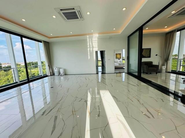 ให้เช่าบ้าน 3.5 ชั้น หลังใหญ่ ย่านดอนเมือง ซอยโกสุมรวมใจ 37 แขวงดอนเมือง เขตดอนเมือง 14