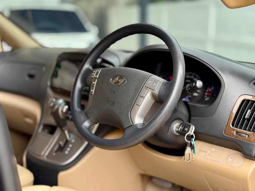 HYUNDAI H1 ELITE  2019   9