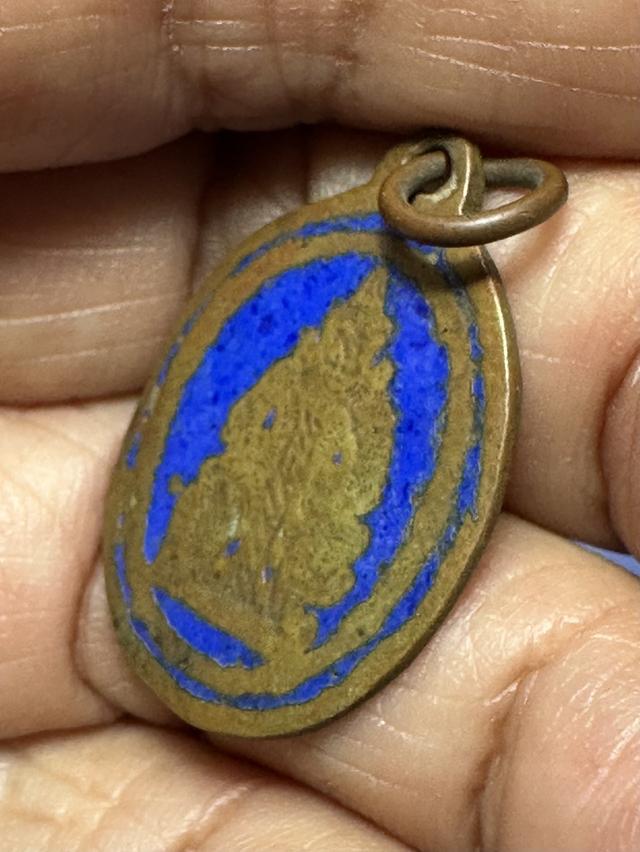 เหรียญท่านท้าวเวสสุวันลงยา หลังยันต์ เก่าเข้มขลัง ไม่ทราบที่ 3