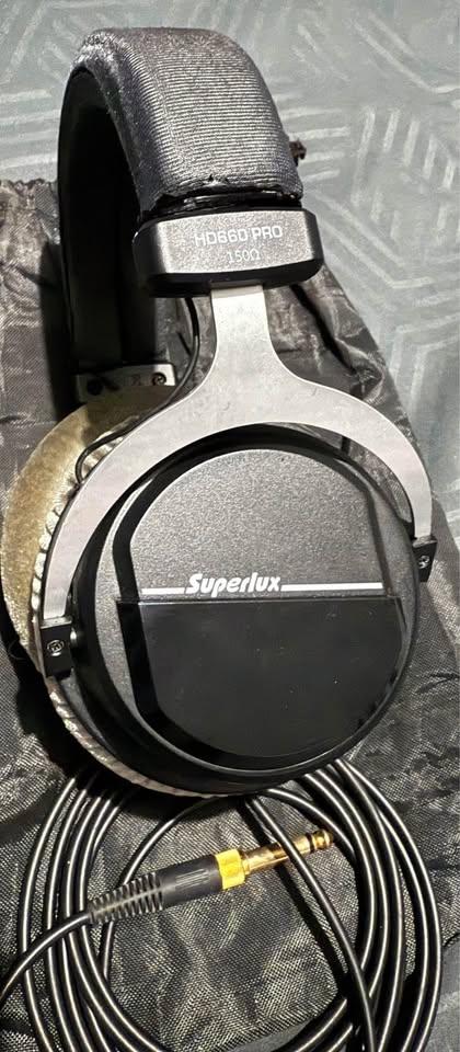 ขายหูฟัง superlux hd660 pro 