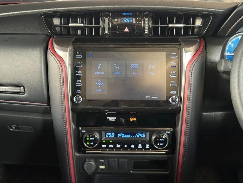 Toyota Fortuner 2.4Commander ปี22 รูปที่ 9