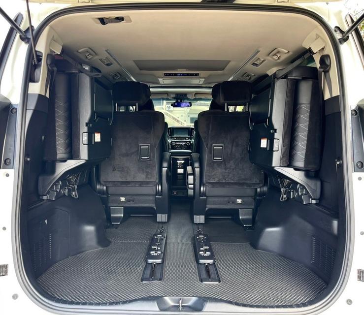 ขาย Toyota Alphard 2.5SC ปี17 16