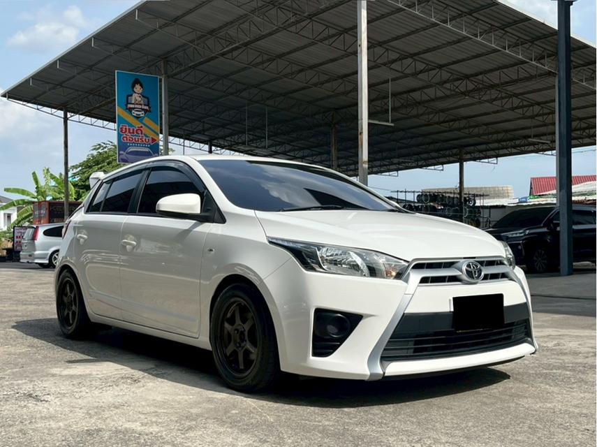 รถเข้าใหม่! Toyota Yaris 1.2 E Hatchback ปี 2016 สีขาว 3