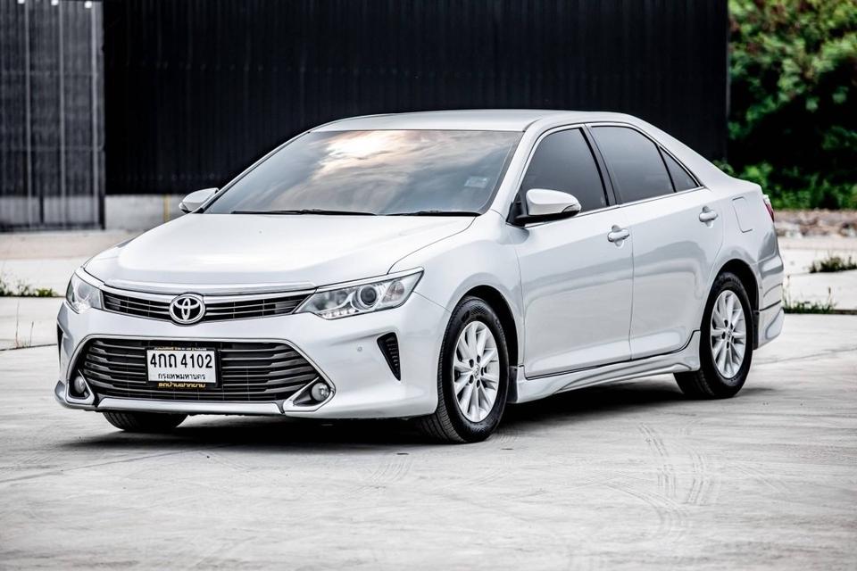 รหัสรถ GT4102 #Toyota #Camry 2.0G ปี 2015 สีบรอนซ์  