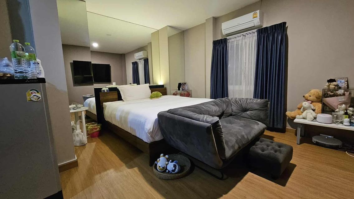 🏡 บ้านเดี่ยวสองชั้นในโครงการ ใกล้ตลาด ห้างสรรพสินค้า โรงพยาบาล #เมืองเชียงใหม่ ราคาเพียง 25,000 บาท/เดือน ✨ 清迈双层独栋别墅出租 2 卧室 3 卫生间 – 租金 25,000 泰铢/月 ✨ 8