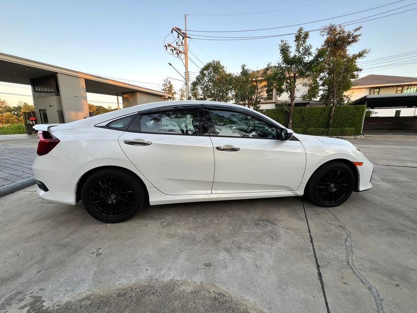 CIVIC 1.5 turbo RS ปี2018 รถมือเดียว ไมล์แค่ 80,000 km 9