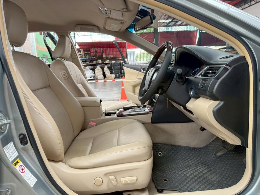 TOYOTA CAMRY 2.5 HYBRID ปี2013 11