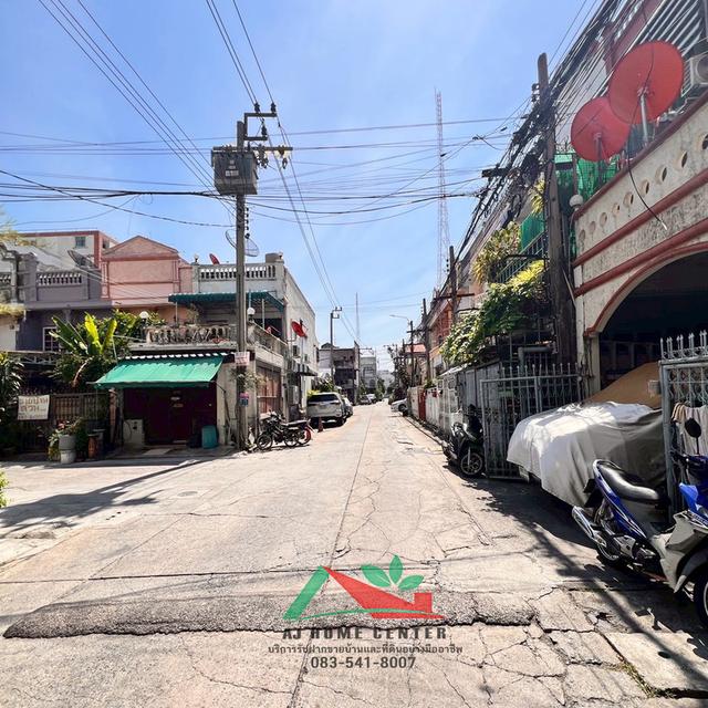 ขายตามสภาพถูกที่สุด3.99ล้าน ทาวน์เฮ้าส์3ชั้น 17ตรว. ซ.วิภาวดีรังสิต10 เหมาะซื้อไปปรับปรุง 15