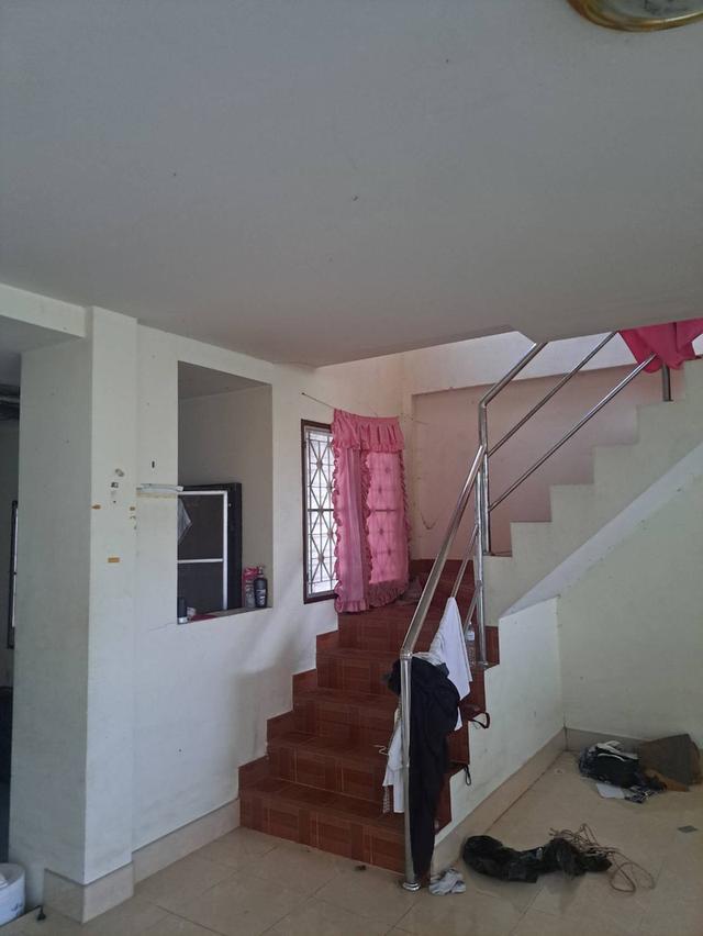 บ้านทาวน์เฮ้าส์ 3 ห้องนอน 2 ห้องน้ำ 9