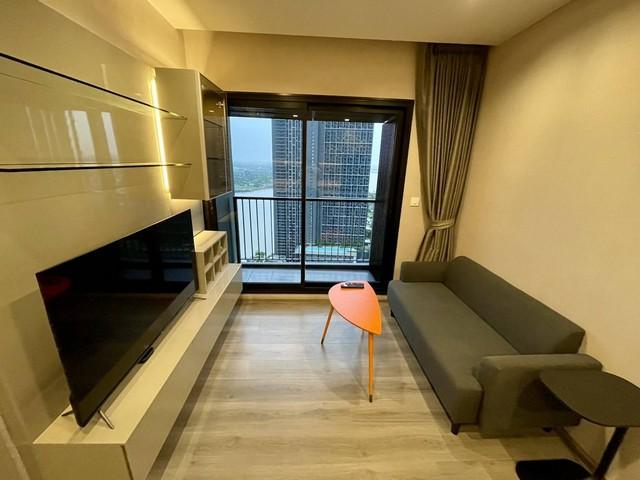 คอนโดให้เช่า The Politan Rive เดอะ โพลิแทน รีฟ 60 ตรม. ห้องใหม่ ชั้นสูง วิวแม่น้ำ ใกล้ MRT สะพานพระนั่งเกล้า 6